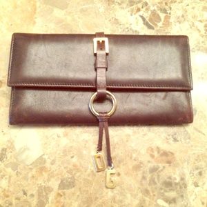 100% authentic. Dolce & Gabbana wallet